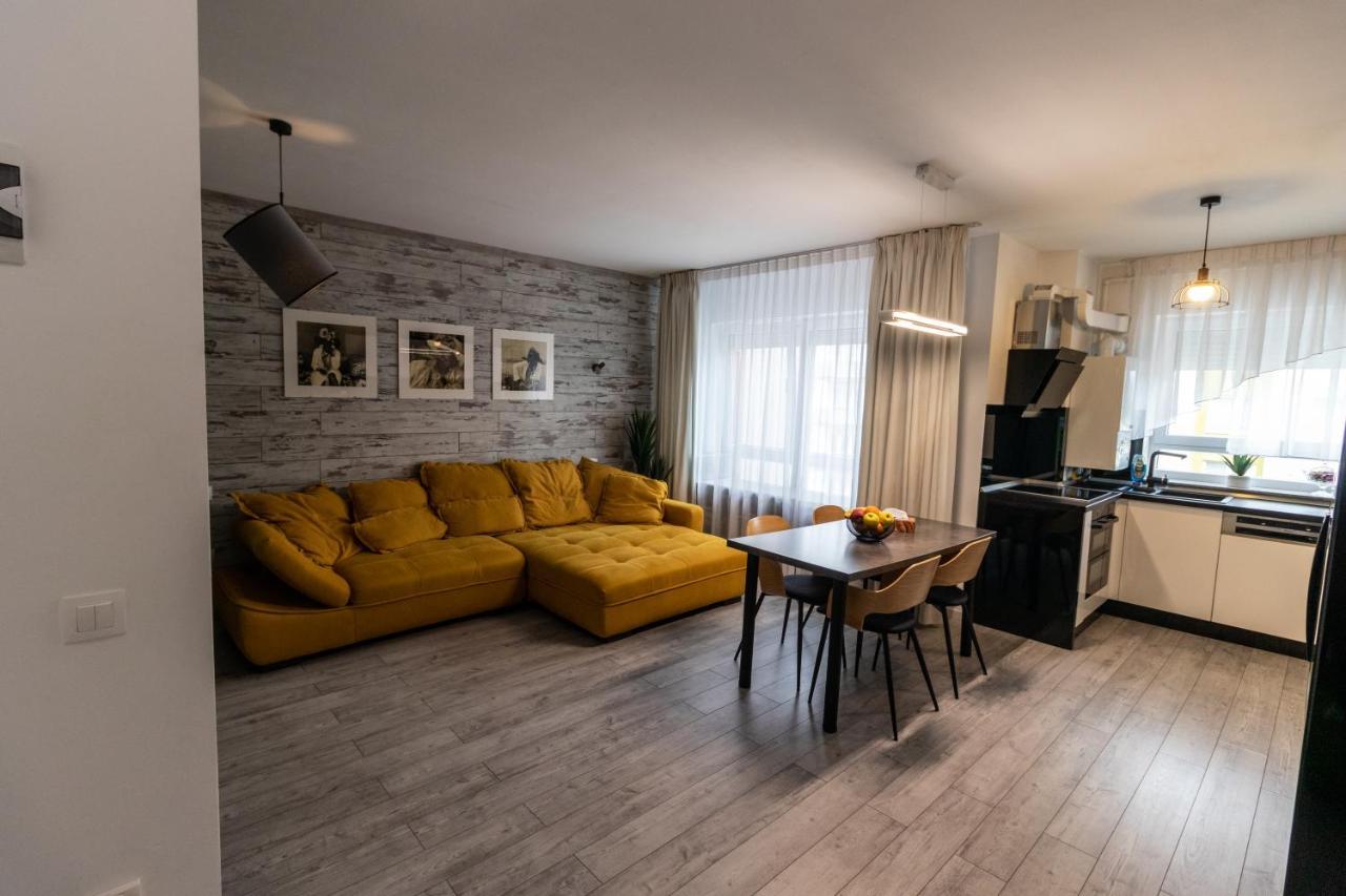 Apartamento Studio Filip Braşov Exterior foto